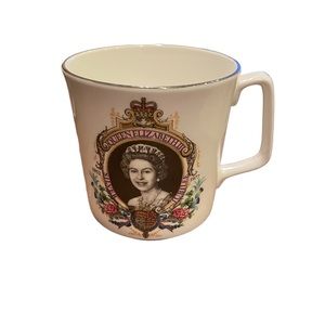1977 Vintage Queen Elizabeth Silver Jubilee Fine BoneChina Mug